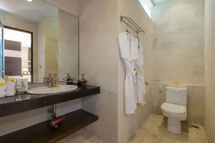 Беноа: The Reiko Villa Bali