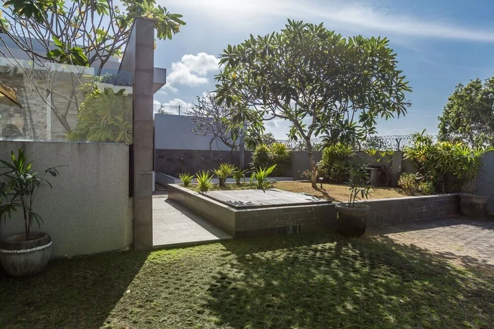 Беноа: The Reiko Villa Bali