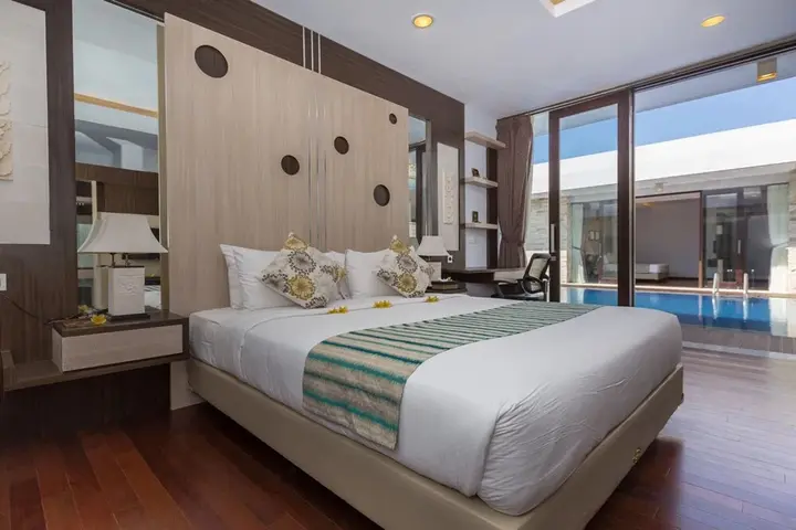 Беноа: The Reiko Villa Bali