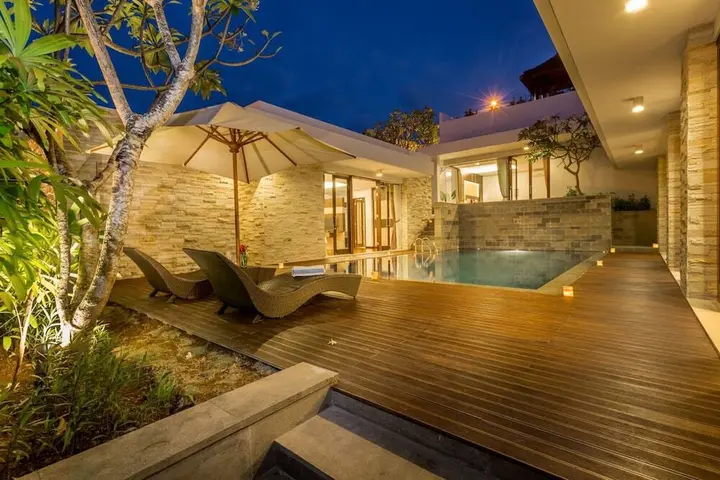 Беноа: The Reiko Villa Bali