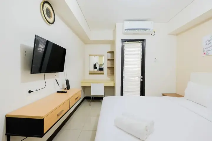 Simple Furnished Studio 19 Avenue Apartment — фото 2