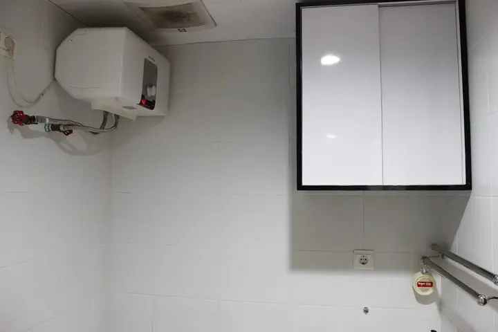 Бандунг: Minimalist Studio Room @ Beverly Dago Apartment