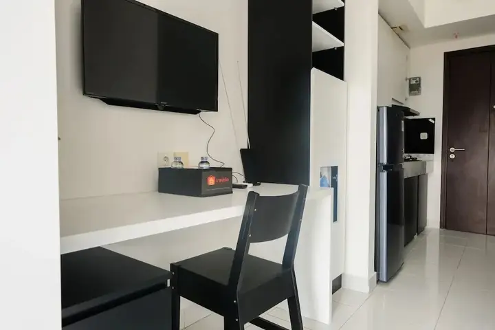 Legok: Trendy Studio Room at Casa De Parco Apartment