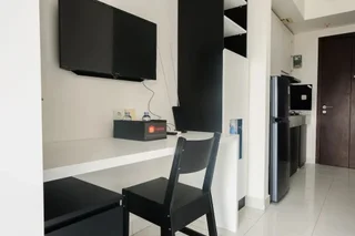 Legok: Trendy Studio Room at Casa De Parco Apartment