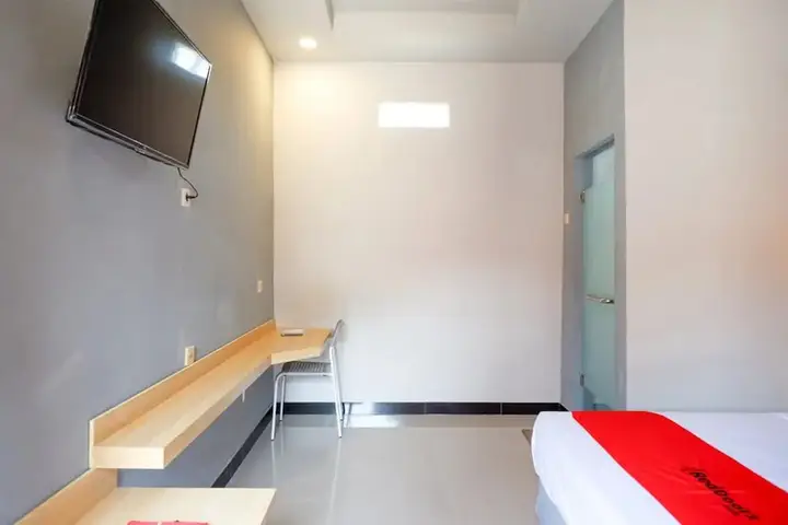 RedDoorz Syariah near Alun Alun Tegal — фото 4