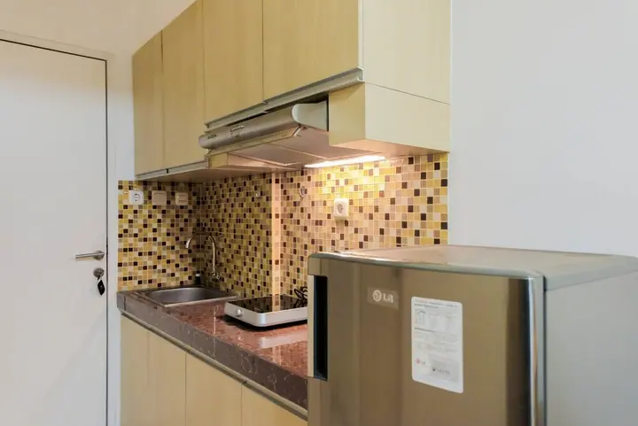Тангеранг: Best Price Studio Apartment at Tamansari Skylounge