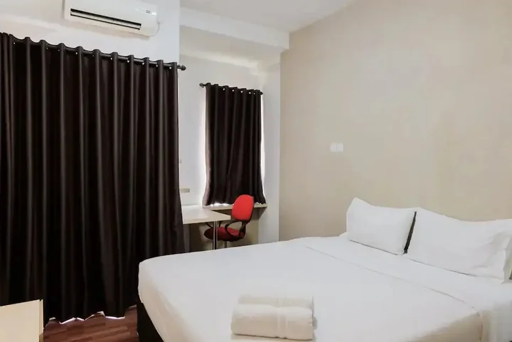Тангеранг: Best Price Studio Apartment at Tamansari Skylounge