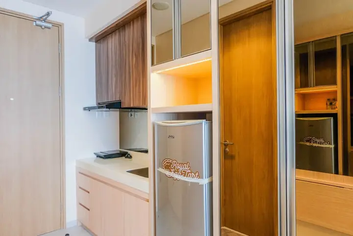 Elegant Studio Apartment at Tree Park City — фото 1