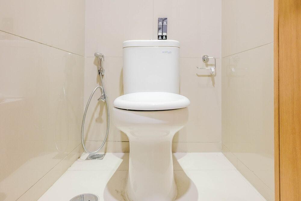 Тангеранг: Elegant Studio Apartment at Tree Park City