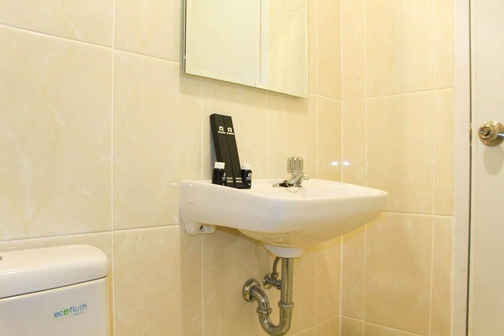 Тангеранг: Fully Furnished with Modern Style 2BR Serpong Mid Town Apartment