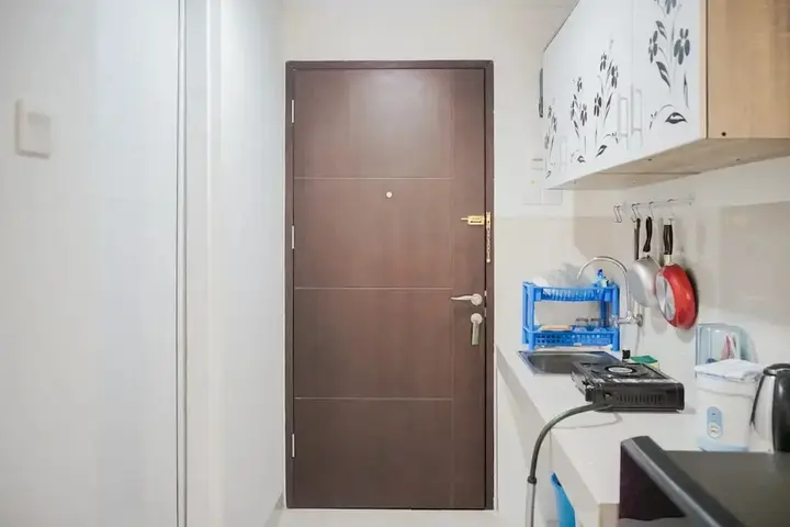 Тангеранг: Cozy Room Studio Springwood Tangerang Apartment