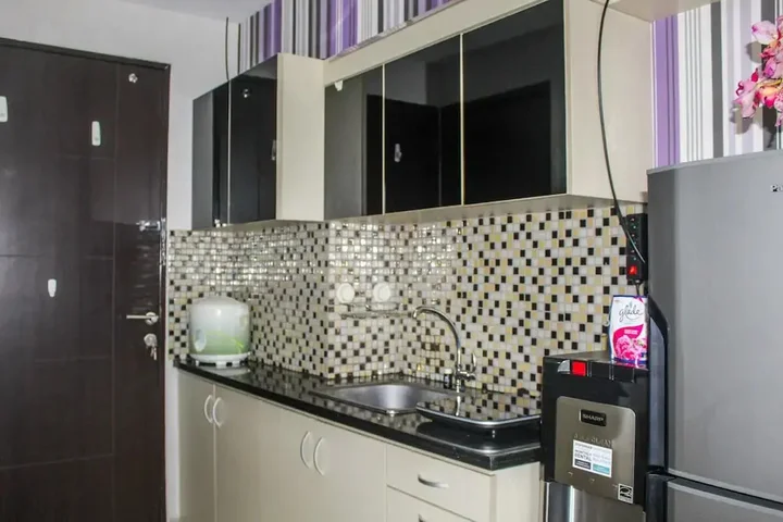 Legok: Minimalist Studio Apartment at Atria Residences with Pool View