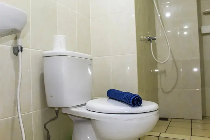 Legok: Spacious and Cozy 2BR M-Town Apartment