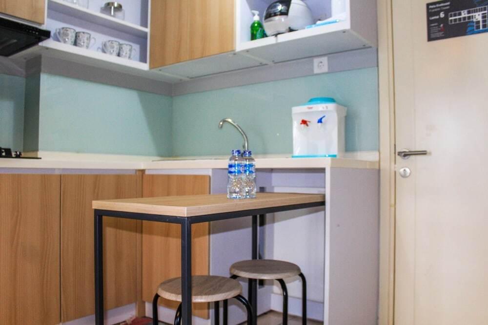 Legok: Spacious and Cozy 2BR M-Town Apartment
