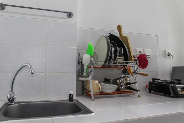 Legok: Minimalist and Comfy 1BR Apartment Scientia Residence