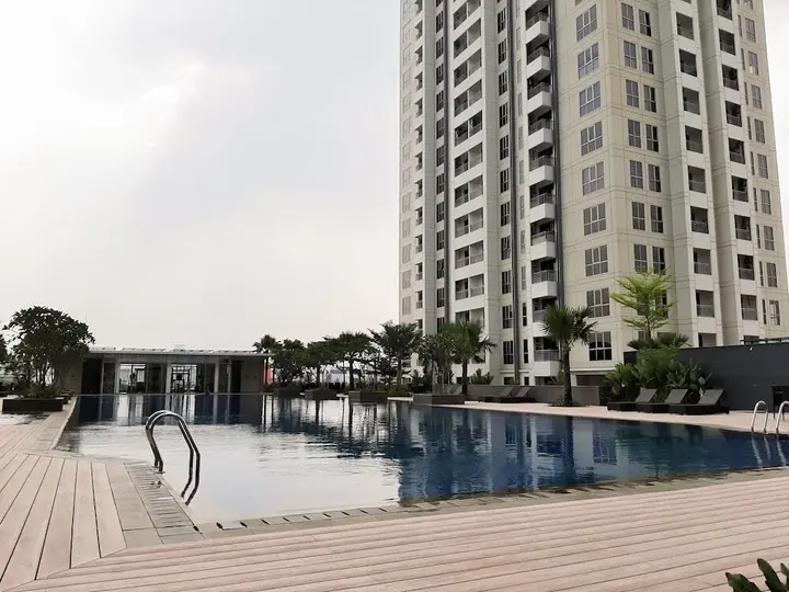 Legok: Brand New 1BR Apartment at M-Town Signature