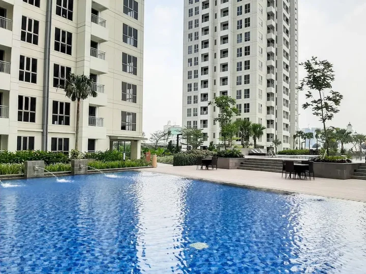 Legok: Brand New 1BR Apartment at M-Town Signature