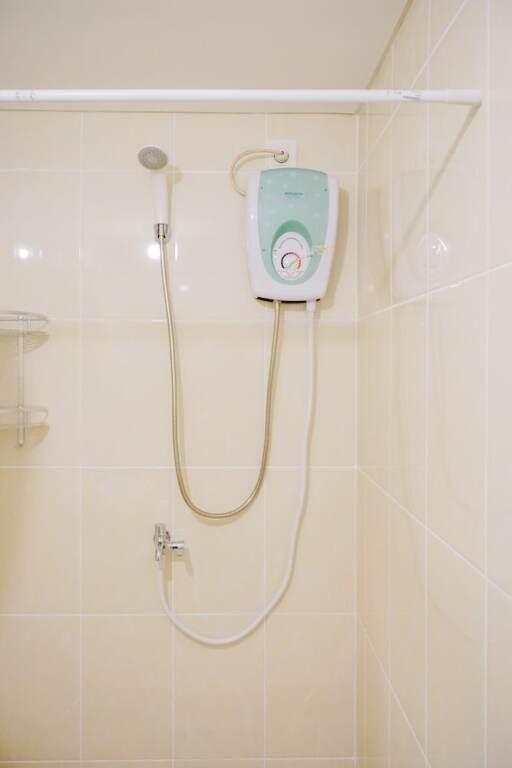Legok: New Furnished with Cozy Stay Studio @ M-Town Residence Apartment