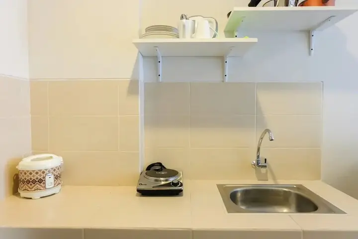 Legok: Comfortable Studio in Business Area Saveria Apartment