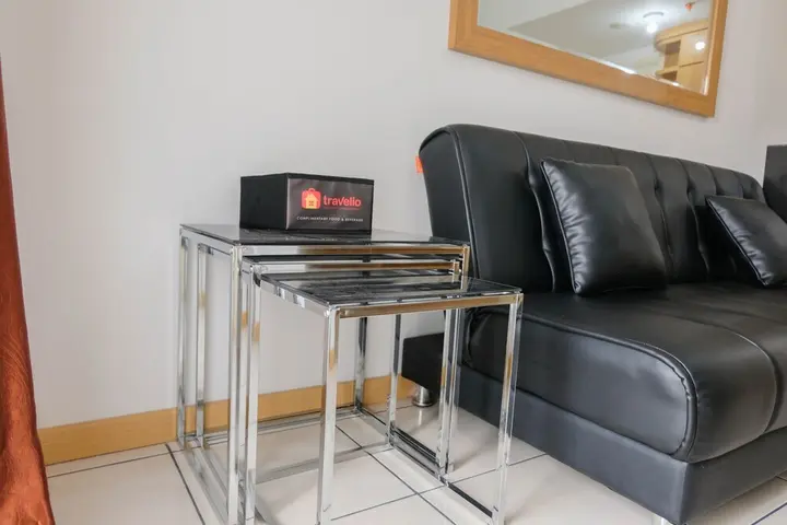 Legok: Comfortable 2BR Apartment at M-Town Residence