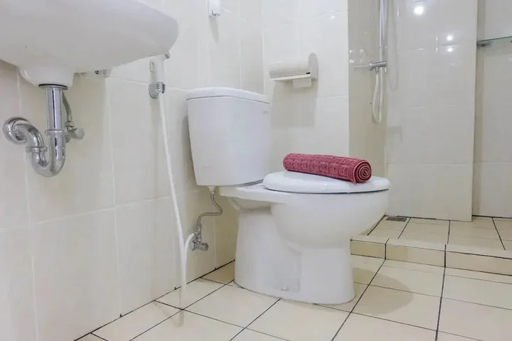 Legok: Comfortable 2BR Apartment at M-Town Residence