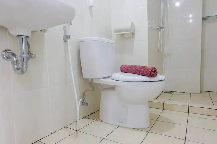 Legok: Comfortable 2BR Apartment at M-Town Residence