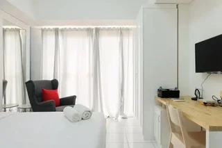 Legok: Best Price Studio at Casa De Parco Apartment