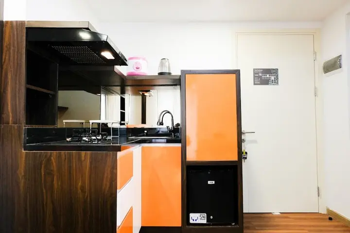 Legok: Fully Furnished 2BR Apartment at M-Town Residence