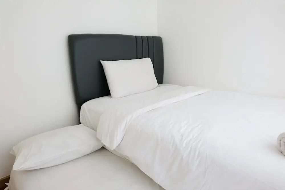 Legok: Fully Furnished 2BR Apartment at M-Town Residence