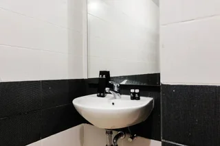 Legok: Modern 1BR Apartment at Scientia Residence