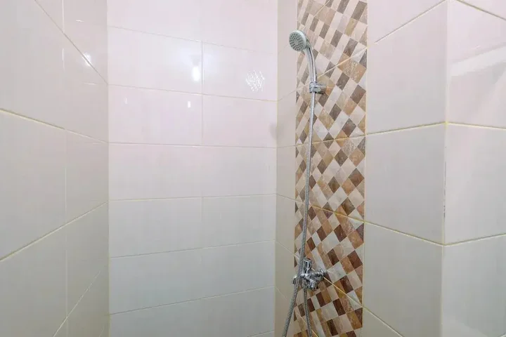 Депок: Minimalist and Comfortable Studio Dave Apartment