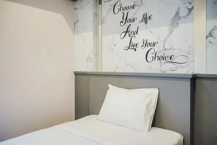 Lavish and Pleasant 2BR Apartment at The Branz BSD — фото 2