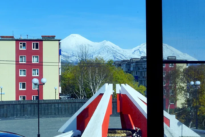 Петропавловск-Камчатский: Двухкомнатные апартаменты WELCOME HOME Aparts & Tours 12-33