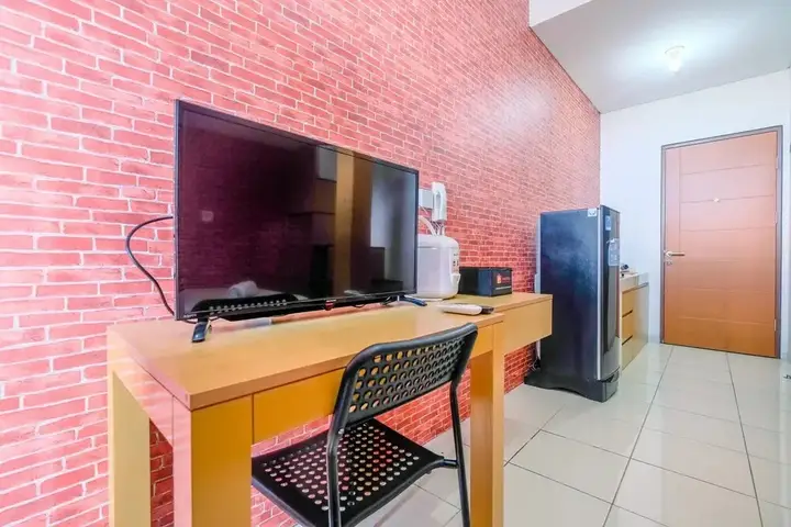 Cozy and Simple Studio at Dave Apartment — фото 1