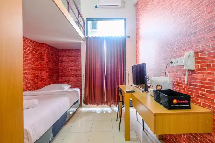 Cozy and Simple Studio at Dave Apartment — фото 5