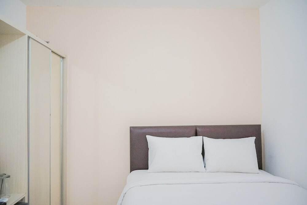Тангеранг: Comfy and Stylish Studio Apartment at Aeropolis Residence 2