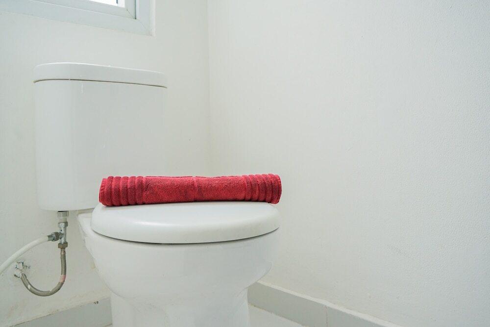 Тангеранг: Comfy and Stylish Studio Apartment at Aeropolis Residence 2
