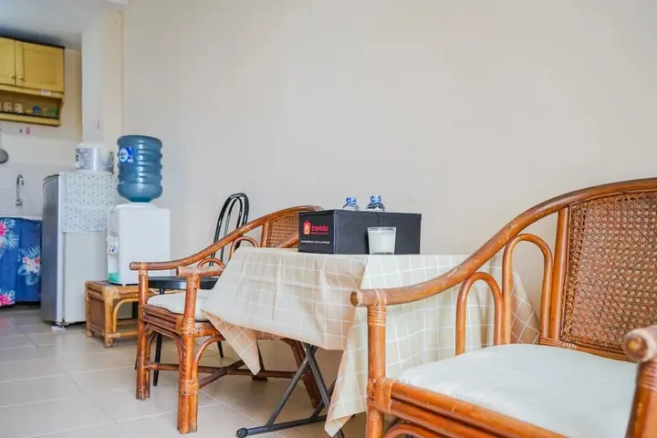 Тангеранг: Homey and Simple 2BR at The Medina Apartment