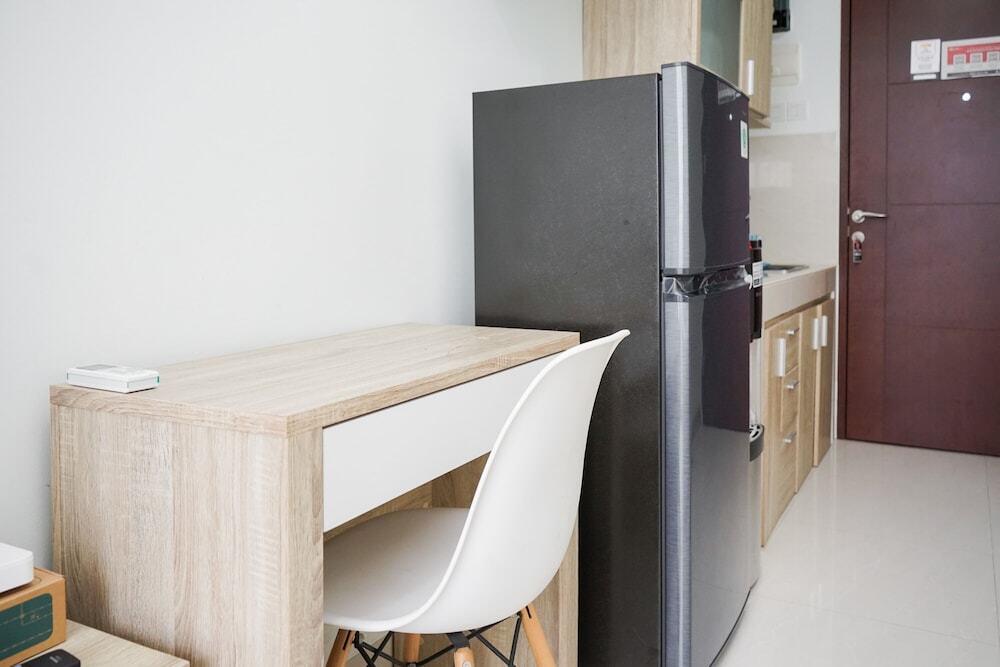 Тангеранг: Chic and Cozy Springwood Residence Studio Apartment
