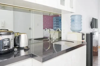 Legok: Cozy and Good Location Studio Apartment M-Town Residence