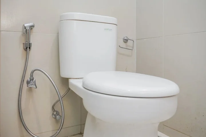 Тангеранг: Modern Studio Apartment at Tree Park Cikokol
