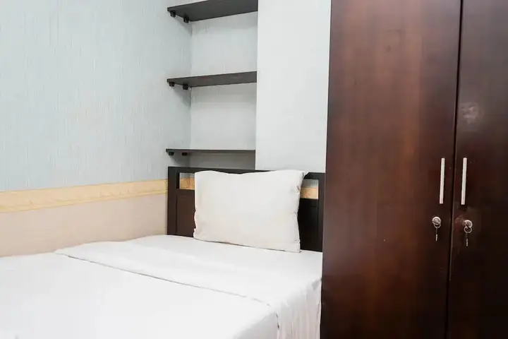 Fully Furnished 2BR Great Western Apartment near Shopping Mall — фото 3