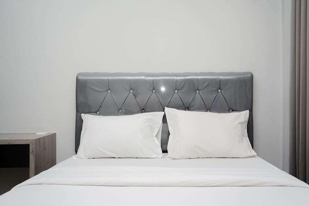 Legok: Fully Furnished With Comfortable Design Studio Majestic Point Serpong Apartment
