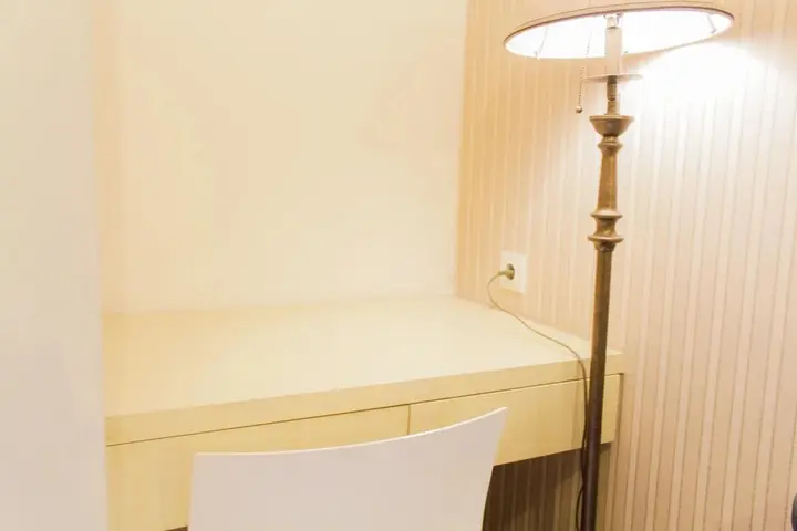 Тангеранг: Simply and Minimalist 2BR at 19 Avenue Apartment