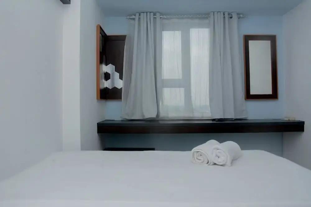 Brand New and Best Choice 2BR at Cinere Resort Apartment — фото 2
