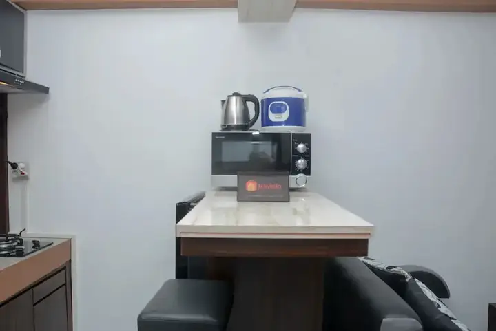 Brand New and Best Choice 2BR at Cinere Resort Apartment — фото 4