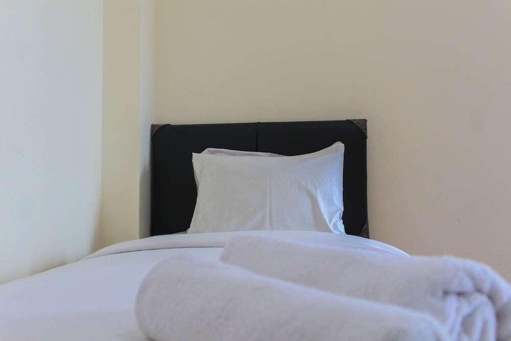 Cozy Studio Apartment At B Residence — фото 1