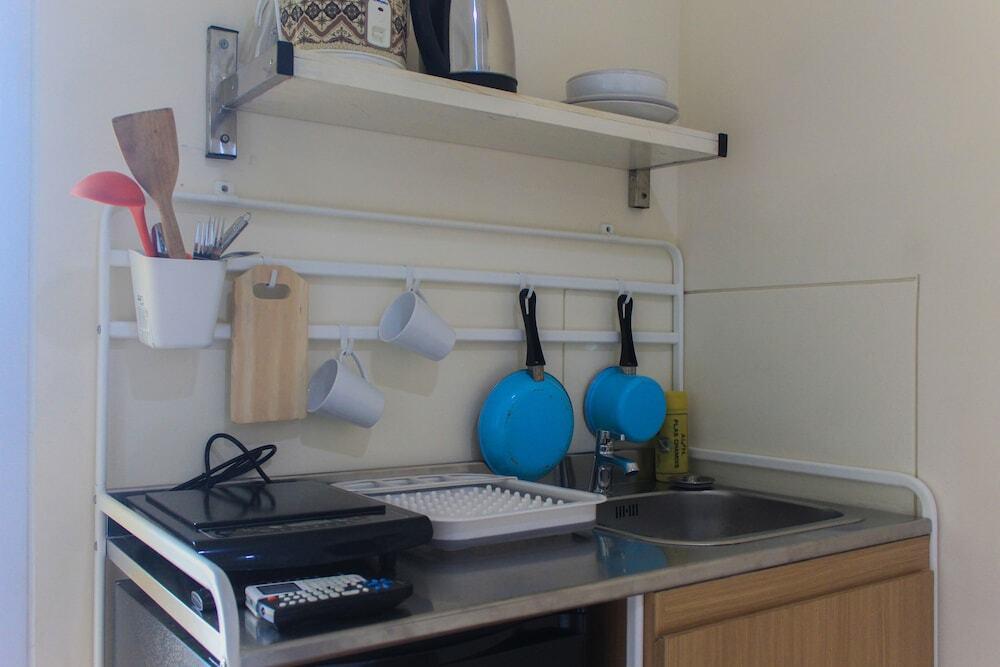 Legok: Cozy Studio Apartment At B Residence