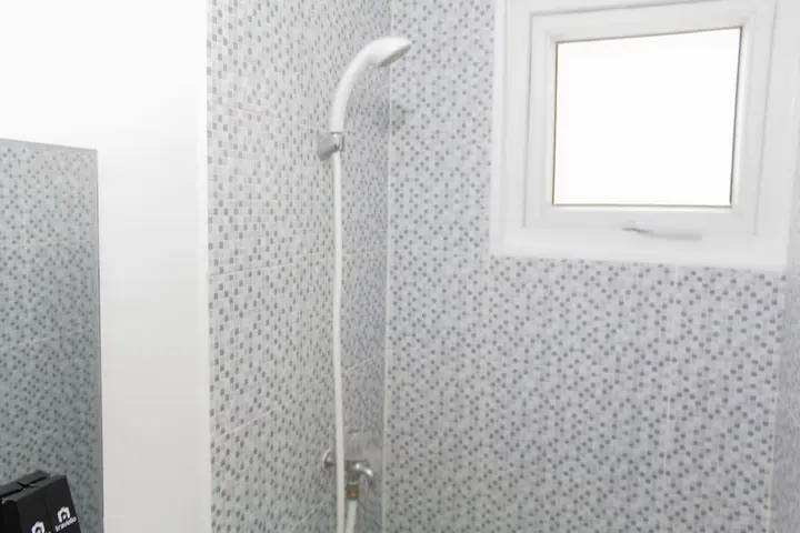 Тангеранг: Comfortable Design Studio Apartment (No Kitchen) Aeropolis Residence