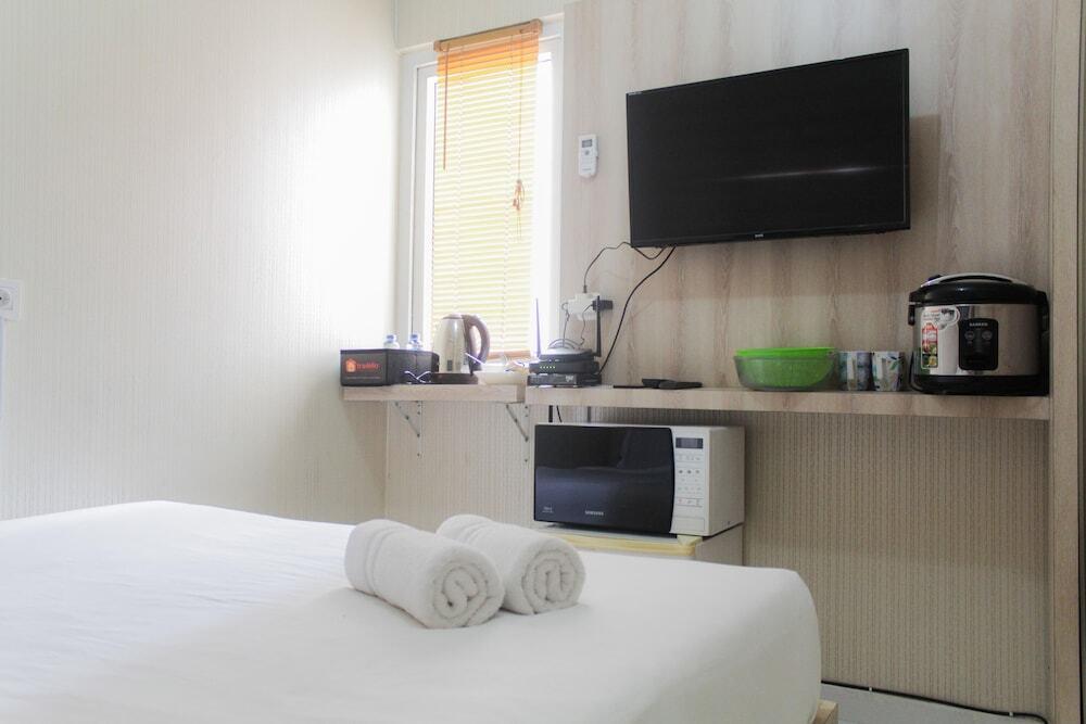 Тангеранг: Comfortable Design Studio Apartment (No Kitchen) Aeropolis Residence